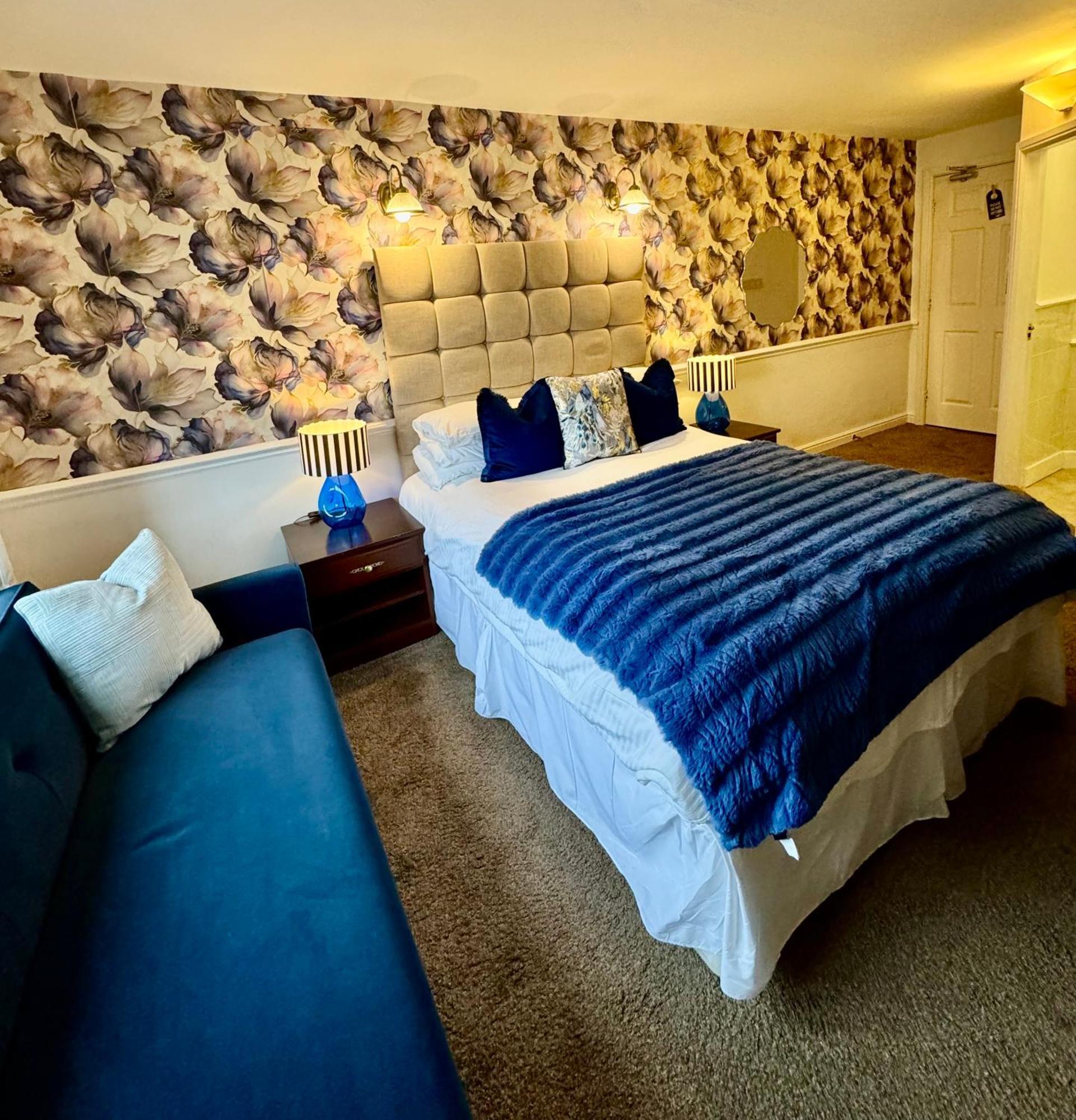 The Old Stone Trough Country Hotel Kelbrook エクステリア 写真