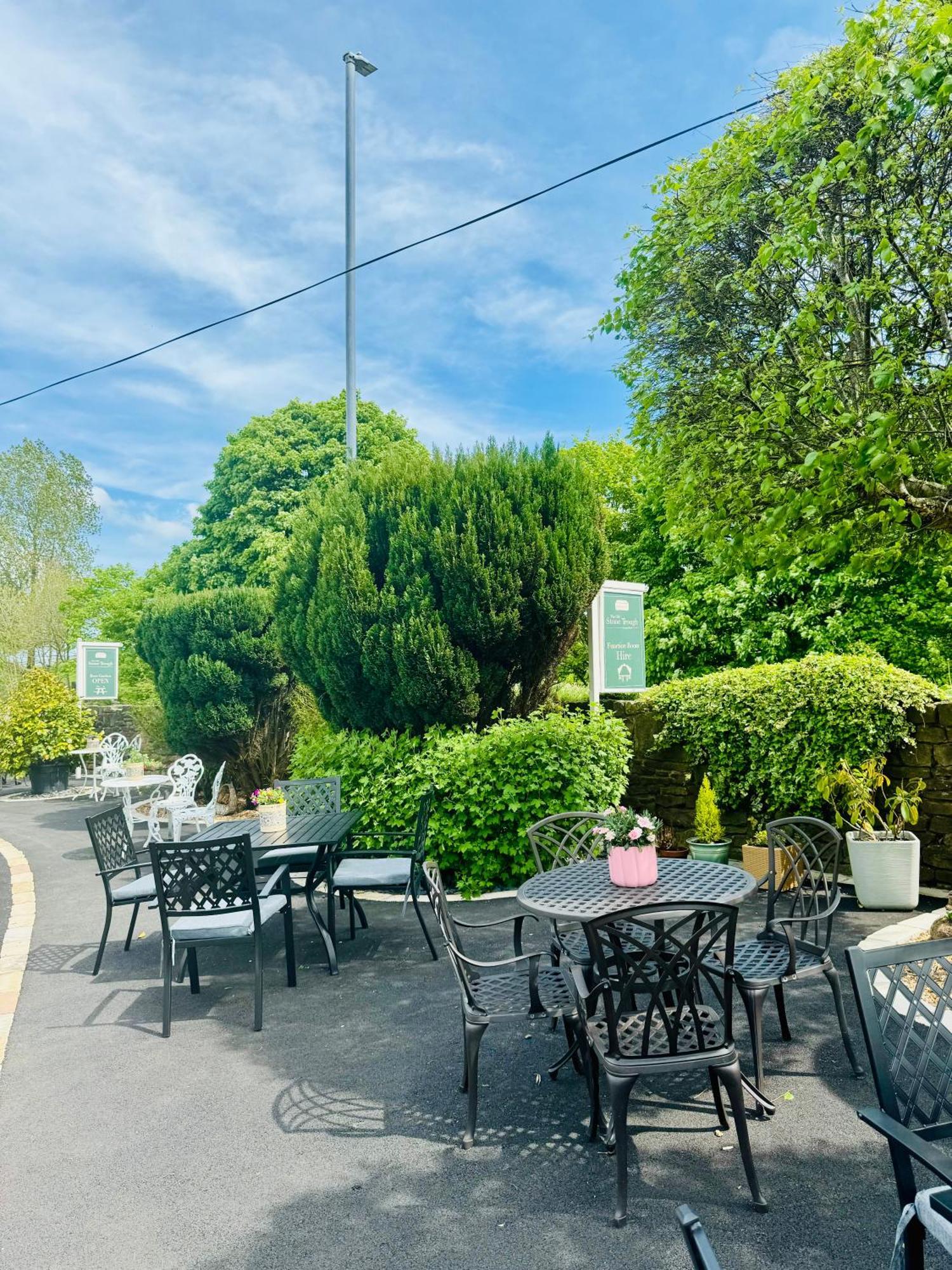 The Old Stone Trough Country Hotel Kelbrook エクステリア 写真